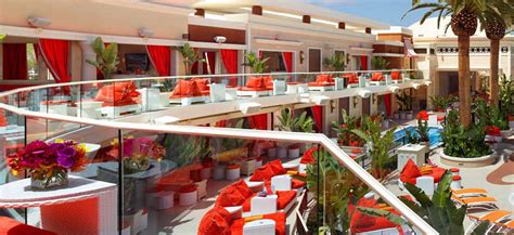 encore beach club cabana